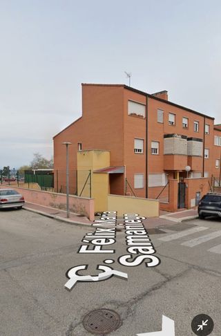 Plaza de garaje con fácil acceso