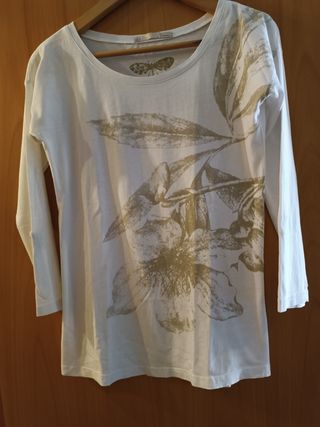 Lote 10 Camisetas a 1€ cada una
Talla M