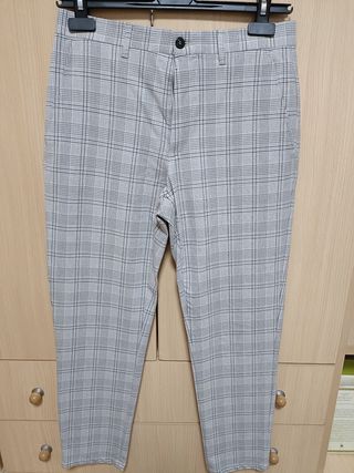 Pantalón Zara Cuadros Gris