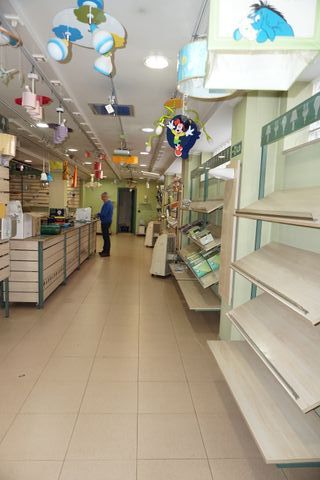 Amplio local comercial en Avilés