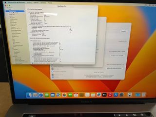 MacBook Pro 15,4 i7 16GB 1TB SSD 2018
