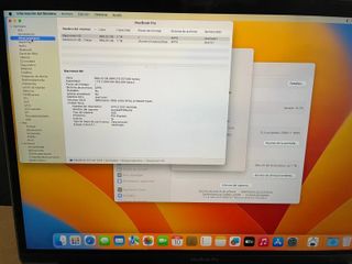 MacBook Pro 15,4 i7 16GB 1TB SSD 2018
