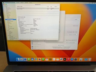 MacBook Pro 15,4 i7 16GB 1TB SSD 2018