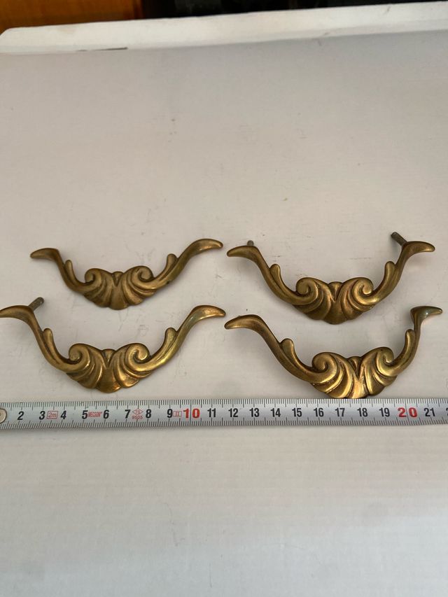 Lotto 4 maniglie vintage oro