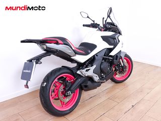 CFMOTO 700MT