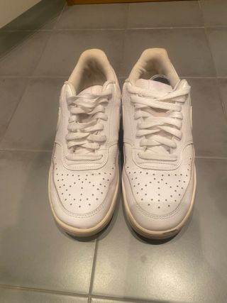 Zapatillas blancas