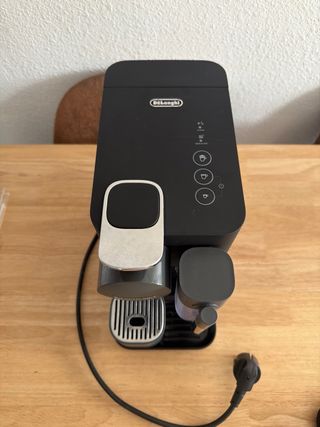 Cafetera Nespresso Lattissima one