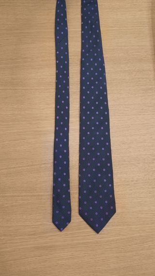 Corbata Giacomo negra con Puntos Morados