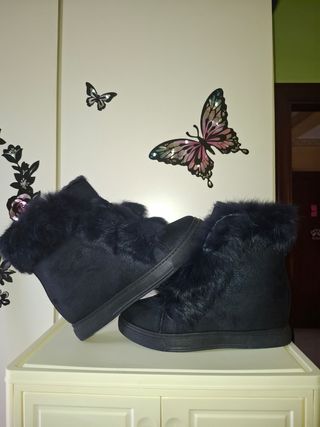 Botines / Botas de cuña de pelitos