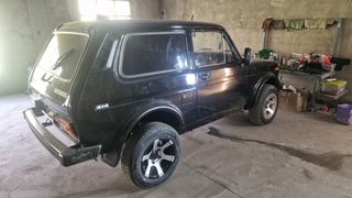 Lada Niva 1992