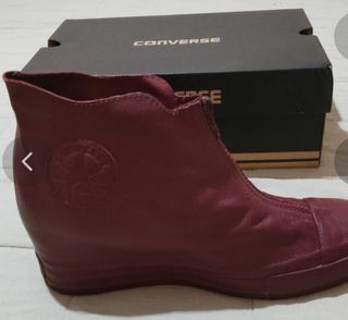 Zapatillas Converse con tacón interno