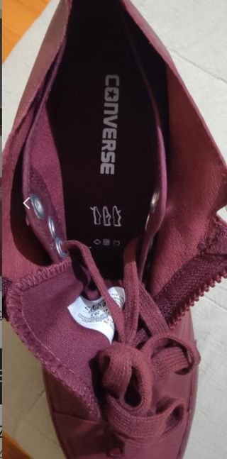 Zapatillas Converse con tacón interno