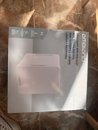 mini nevera portátil