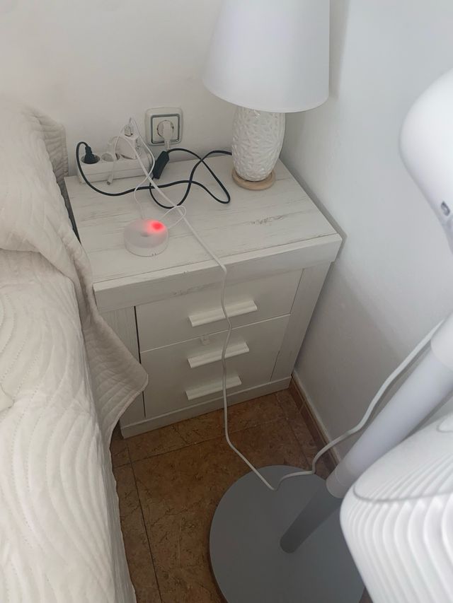 Cómoda y 2 Mesitas de Noche Blanca y espejo