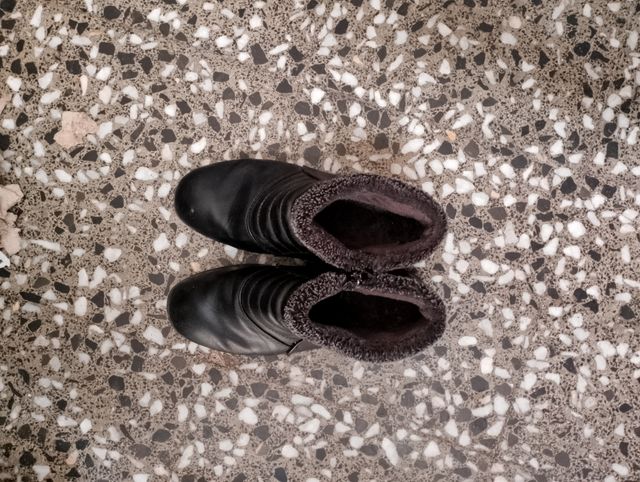 Botines negros forrados