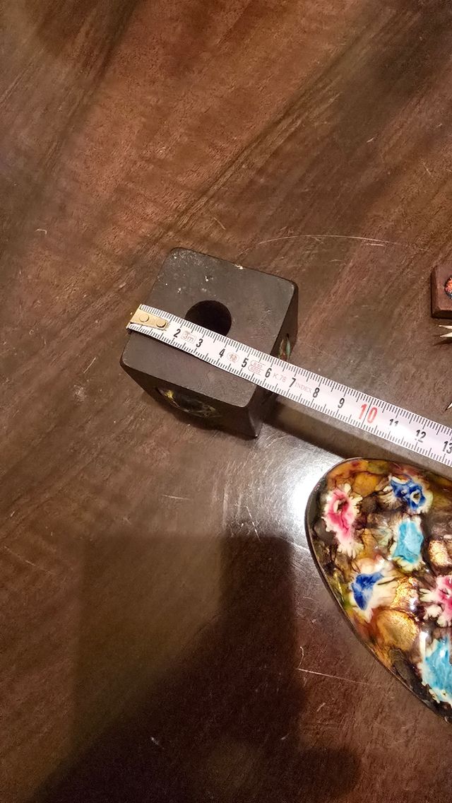 Plato y pinchos esmaltados para aperitivo años 70