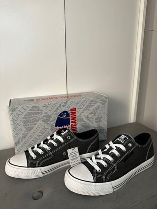 Scarpe da uomo taglia 43