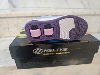 Zapatillas con ruedas de niña marca HEELYS 
