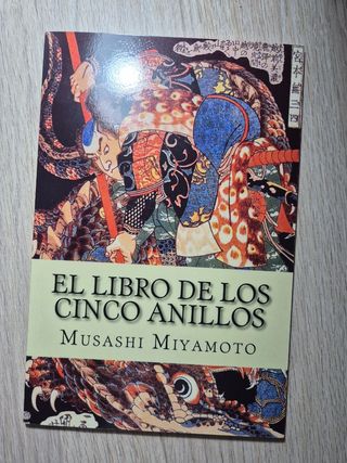 El Libro de los Cinco Anillos (Spanish Edition)