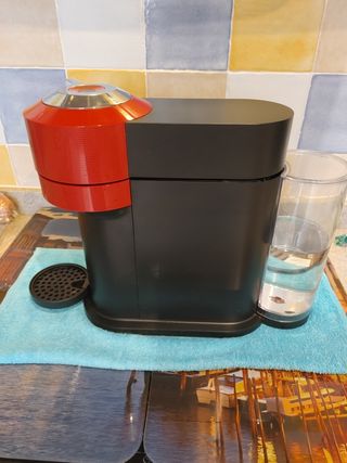 Vertuo Nespresso. Máquina de café.