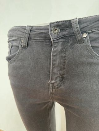 pantalón campana gris