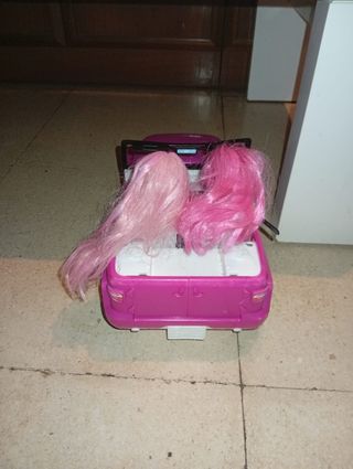Coche y 2 Muñecas Barbie Rosa