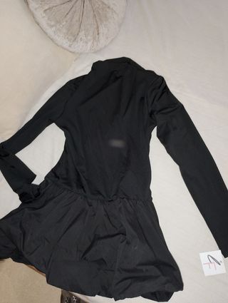 Vestido negro manga larga