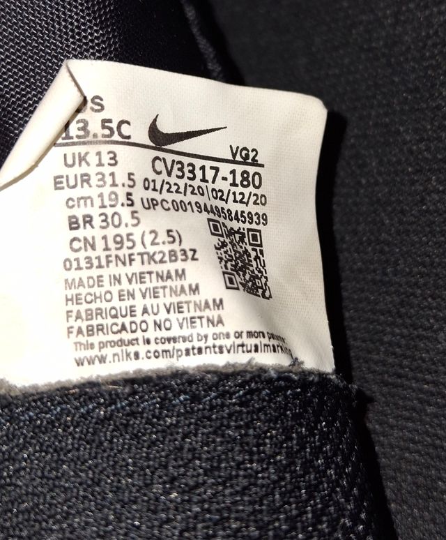 Botas fútbol Nike niño Talla 31.5