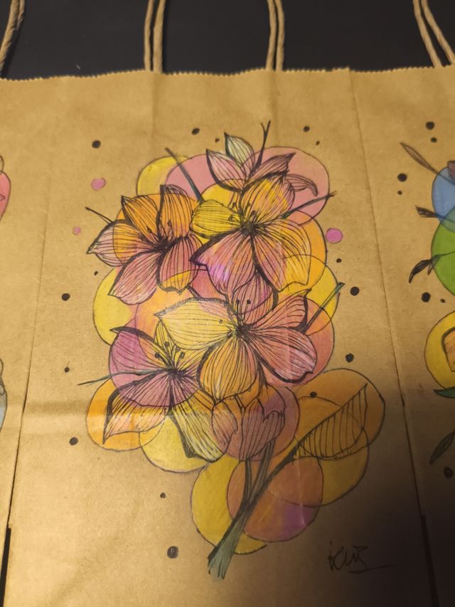 Bolsas de regalo kraft decoradas a mano