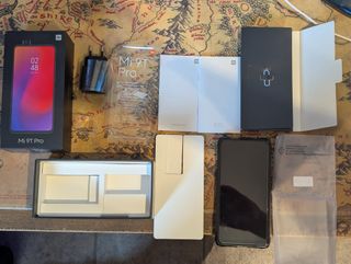 Telefono cellulare Xiaomi Mi 9 T Pro + scatola + custodia