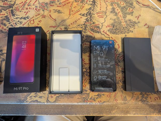 Telefono cellulare Xiaomi Mi 9 T Pro + scatola + custodia