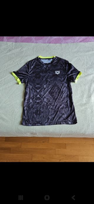 Arena T-shirt running