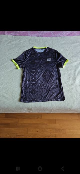 Arena T-shirt running