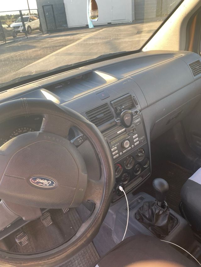 Ford Transit Connect 2006