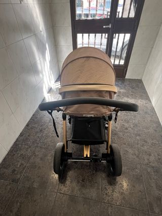 Carro de bebé marca HAVANA