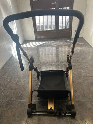 Carro de bebé marca HAVANA