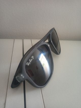 Gafas de sol Ray-Ban Polarizadas Negras