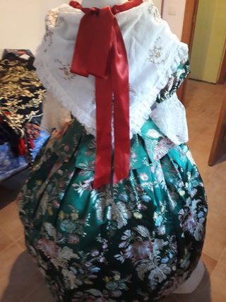 Traje regional valenciano niña 8-9 años