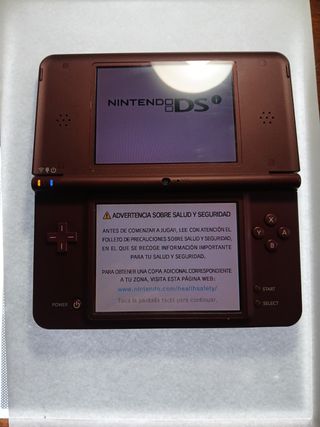 Nintendo DS XL Roja + Cargador