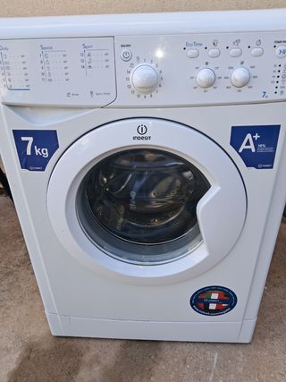 Lavadora Indesit IWC 71051 7kg