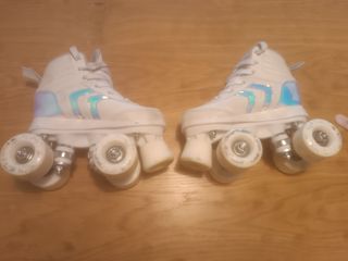 Patines de bota blancos para niño talla 20.