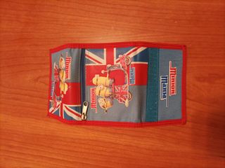 Billetera Minions con diseño de scooter