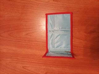 Billetera Minions con diseño de scooter