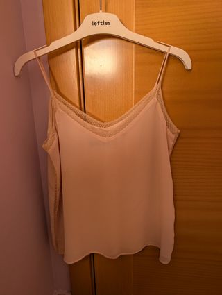 Blusa Lefties con encaje