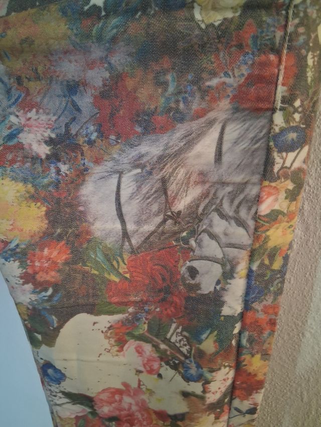 Pantalón estampado floral