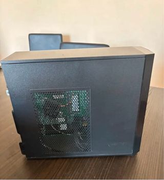 Acer Aspire XC-830 PC Desktop Nero/Argento