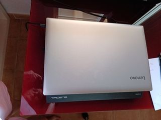 Portátil Lenovo 81DC Plata