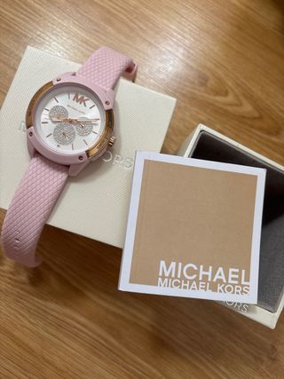 Reloj Michael Kors Rosa y Dorado con Swarovski 