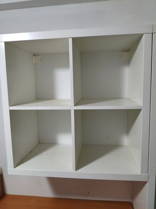 Conjunto mesa y estantería juvenil