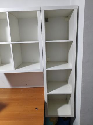 Conjunto mesa y estantería juvenil